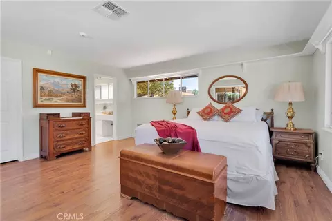 Bedroom - 19955 Chickasaw Rd, Apple Valley, CA 92307 photo 1 of 6