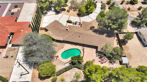 View/Area - 19955 Chickasaw Rd, Apple Valley, CA 92307 photo 4 of 8