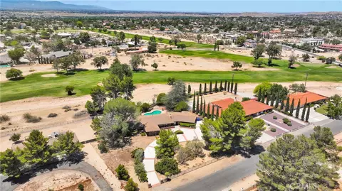 View/Area - 19955 Chickasaw Rd, Apple Valley, CA 92307 photo 7 of 8