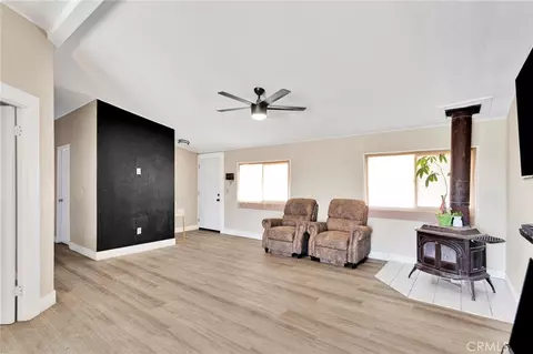 12352 Nugget, Phelan, CA 92371 photo 6
