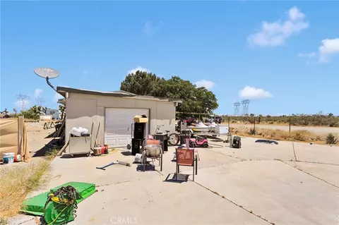 12352 Nugget, Phelan, CA 92371 photo 35