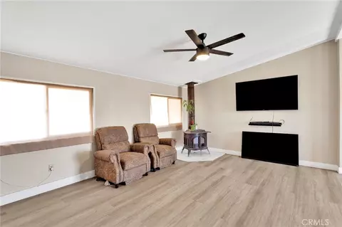 12352 Nugget, Phelan, CA 92371 photo 8