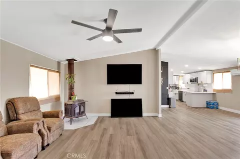 12352 Nugget, Phelan, CA 92371 photo 9