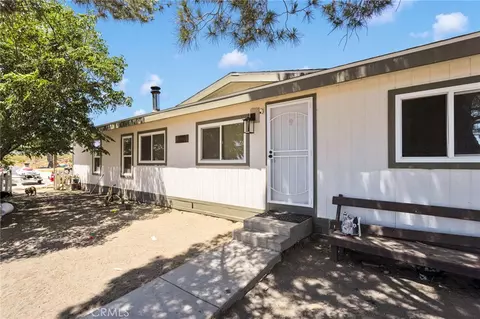 12352 Nugget, Phelan, CA 92371 photo 2