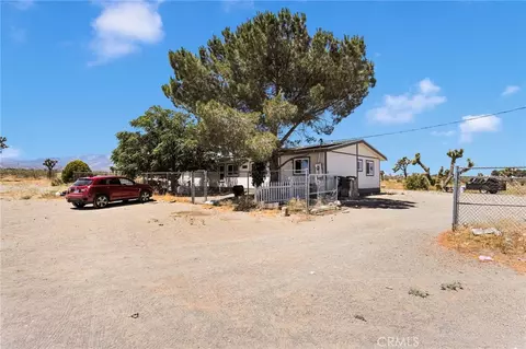 12352 Nugget, Phelan, CA 92371 photo 4