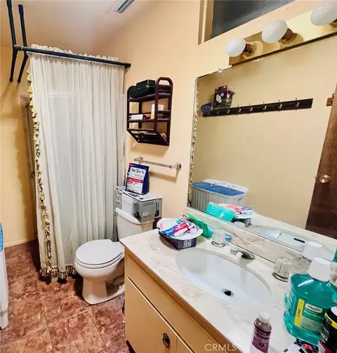 Bath - 29690 Palermo St, Barstow, CA 92311 photo 1 of 1