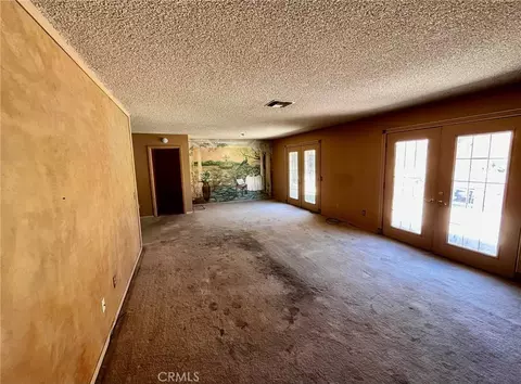 Living - 29690 Palermo St, Barstow, CA 92311 photo 2 of 4