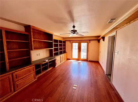 Living - 29690 Palermo St, Barstow, CA 92311 photo 1 of 4