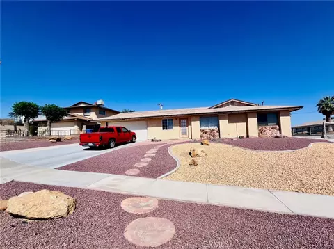 Exterior - 29690 Palermo St, Barstow, CA 92311 photo 1 of 8