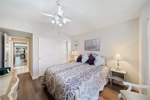 Bedroom - 11574 Mountain Mdw, Apple Valley, CA 92308 photo 2 of 5