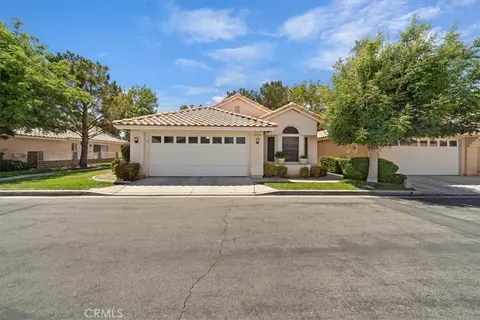 Exterior - 11574 Mountain Mdw, Apple Valley, CA 92308 photo 12 of 12