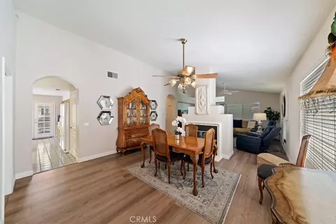 Dining - 11574 Mountain Mdw, Apple Valley, CA 92308 photo 2 of 3