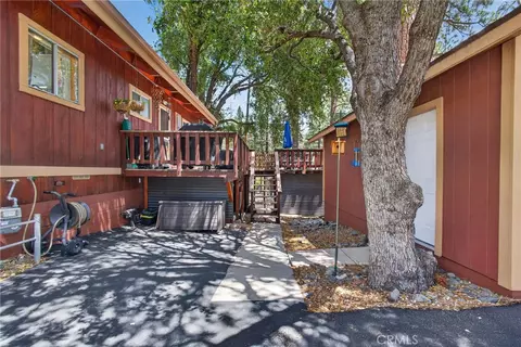 Exterior - 1488 Linnet, Wrightwood, CA 92397 photo 9 of 19