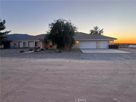 3632 Cambria Rd, Phelan, CA 92371