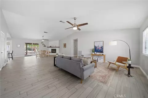 Living - 18405 Owatonna, Apple Valley, CA 92307 photo 5 of 6