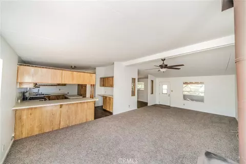 Living - 6474 Macapa, Phelan, CA 92371 photo 9 of 11