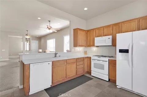Kitchen - 10149 Darby Rd, Apple Valley, CA 92308 photo 3 of 3