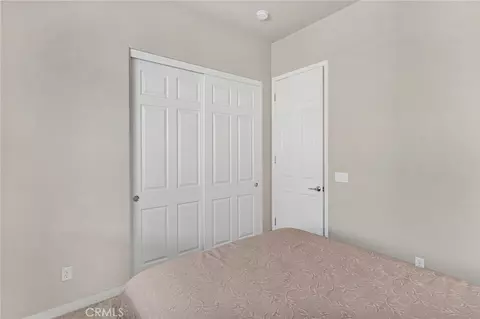 Bedroom - 10149 Darby Rd, Apple Valley, CA 92308 photo 5 of 5