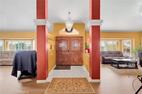 Entry Way - 20430 Rancherias, Apple Valley, CA 92307 photo 2 of 7