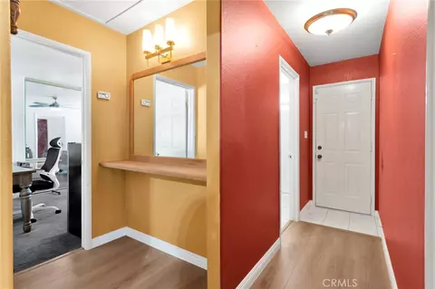 Entry Way - 20430 Rancherias, Apple Valley, CA 92307 photo 6 of 7