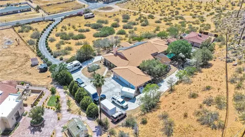 View/Area - 20430 Rancherias, Apple Valley, CA 92307 photo 3 of 7