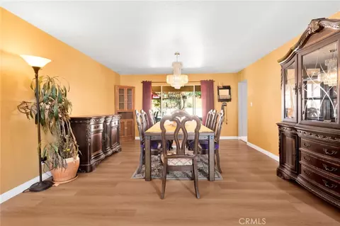 Dining - 20430 Rancherias, Apple Valley, CA 92307 photo 1 of 1