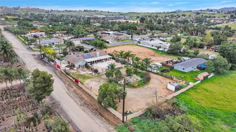 View/Area - 17777 Brazier Dr, Riverside, CA 92508 photo 4 of 11