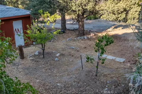 Exterior - 7685 Wintergreen, Wrightwood, CA 92397 photo 8 of 15