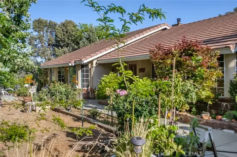 Exterior - 7685 Wintergreen, Wrightwood, CA 92397 photo 13 of 15