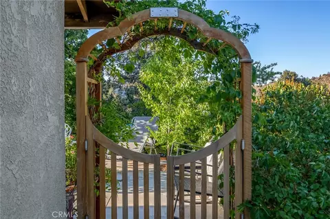 Exterior - 7685 Wintergreen, Wrightwood, CA 92397 photo 6 of 15