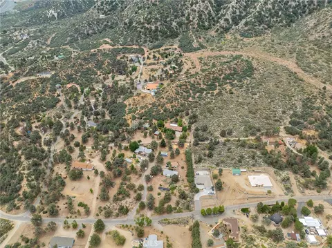 View/Area - 7685 Wintergreen, Wrightwood, CA 92397 photo 4 of 11