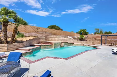 Exterior - 20134 Skyline Ranch Dr, Apple Valley, CA 92308 photo 7 of 19