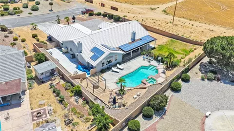 View/Area - 20134 Skyline Ranch Dr, Apple Valley, CA 92308 photo 6 of 10