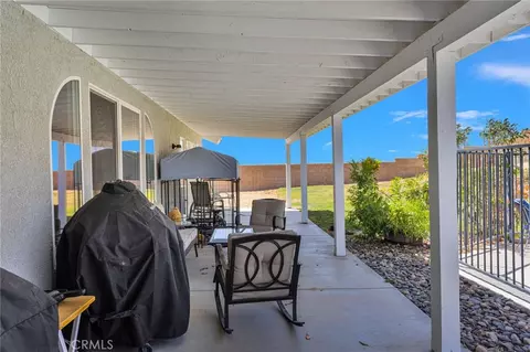 Exterior - 20134 Skyline Ranch Dr, Apple Valley, CA 92308 photo 4 of 19