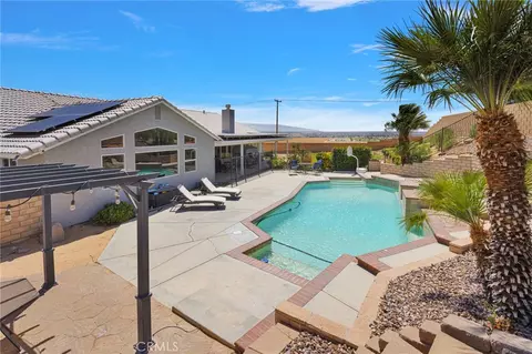 Exterior - 20134 Skyline Ranch Dr, Apple Valley, CA 92308 photo 12 of 19