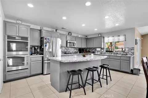 Kitchen - 20134 Skyline Ranch Dr, Apple Valley, CA 92308 photo 1 of 4