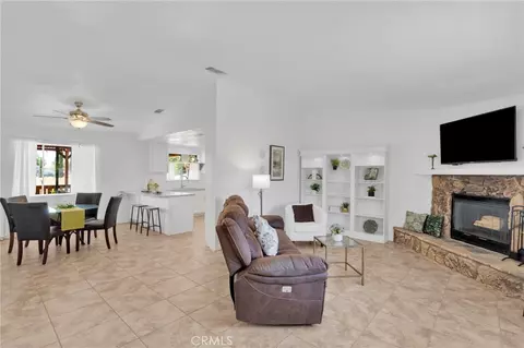 Living - 22672 El Centro Rd, Apple Valley, CA 92307 photo 1 of 3