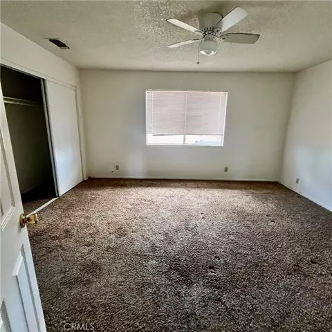 Bedroom - 15375 Cheyenne Rd, Apple Valley, CA 92307 photo 5 of 5