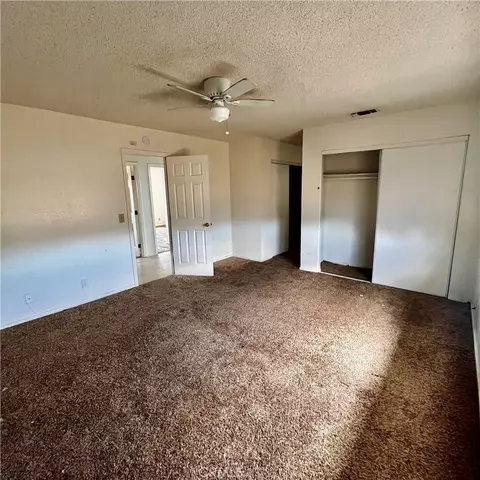 Bedroom - 15375 Cheyenne Rd, Apple Valley, CA 92307 photo 4 of 5