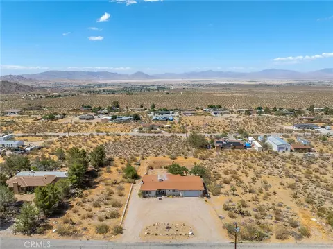 View/Area - 32720 Carnelian, Lucerne Valley, CA 92356 photo 4 of 5