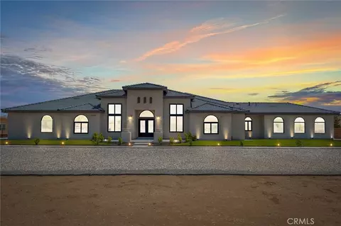20721 Standing Rock, Apple Valley, CA 92307