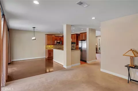 Living - 16135 Maricopa, Apple Valley, CA 92307 photo 2 of 7
