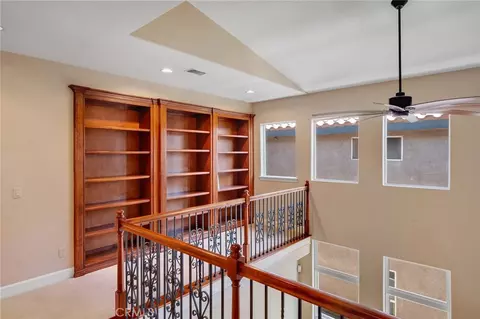 Entry Way - 16135 Maricopa, Apple Valley, CA 92307 photo 4 of 7