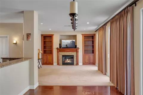 Living - 16135 Maricopa, Apple Valley, CA 92307 photo 6 of 7