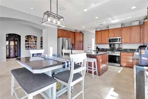 Kitchen - 10343 Tandis Ct, Adelanto, CA 92301 photo 1 of 4
