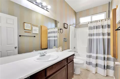 Bath - 10343 Tandis Ct, Adelanto, CA 92301 photo 4 of 4