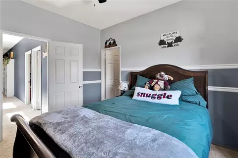 Bedroom - 10343 Tandis Ct, Adelanto, CA 92301 photo 6 of 10