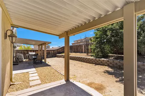 Exterior - 10343 Tandis Ct, Adelanto, CA 92301 photo 7 of 10