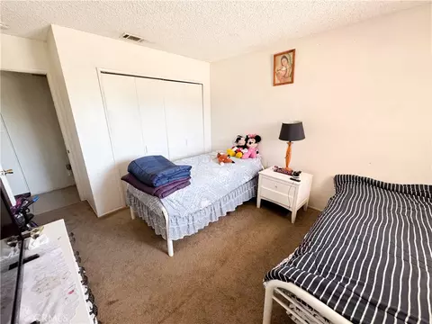 Bedroom - 2016 Barcelona Cir, Barstow, CA 92311 photo 2 of 2