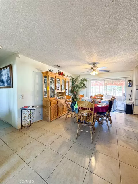 Dining - 2016 Barcelona Cir, Barstow, CA 92311 photo 1 of 2